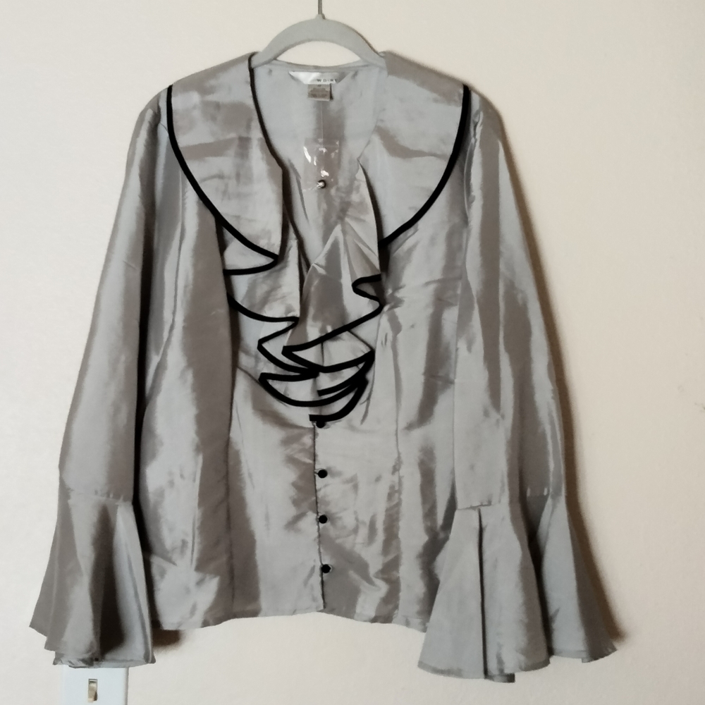 WD.NY Ruffle Blouse, Size 14, Gray.